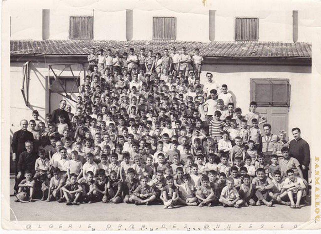 PATRONAGE ORAN D ECKMUHL LE CERCLE DON BOSCO 1958 (1) PERIODE VACANCES.jpg